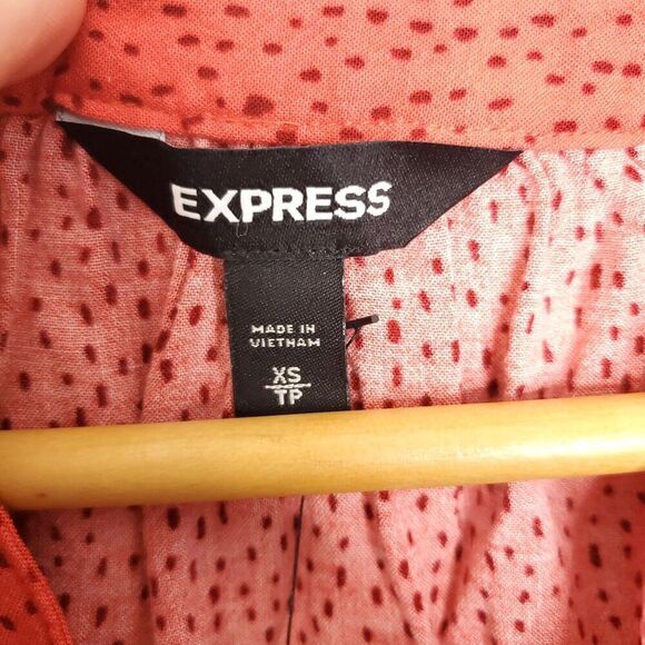 Express TOp Womens Size XS Polka Dot New Roll Tab Sleeves V Neck Red New - Picture 6 of 9